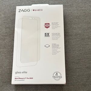 NIB ZAGGGlass Elite Screen Protector for iPhone 6.7" Pro 2022 - Clear
